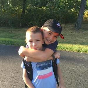 Meet your Posher, Evis